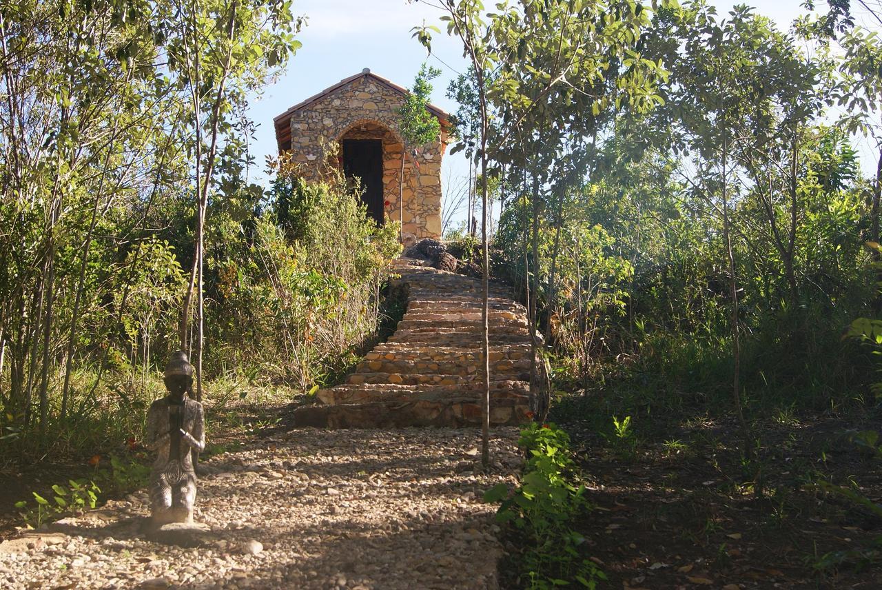 Pousada Villa Lagoa Das Cores Vale do Capao Luaran gambar